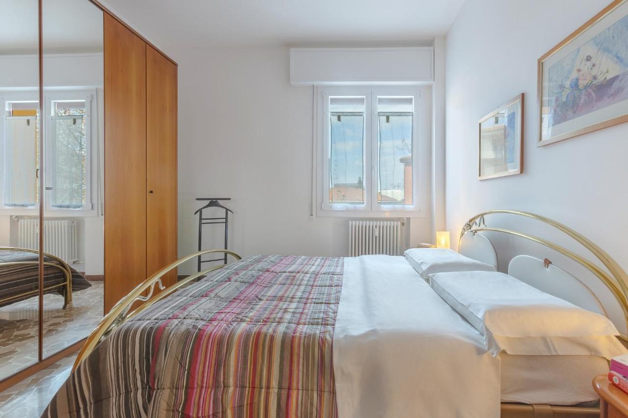 a 500 mt dalla Certosa Apartment Bologna Esterno foto