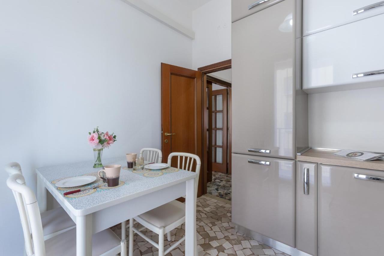 a 500 mt dalla Certosa Apartment Bologna Esterno foto